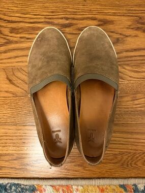 Frye Olive Green Leather Flats 5.5